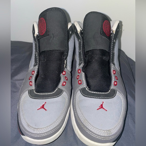 Jordan Shoes - Picture 3 of 5